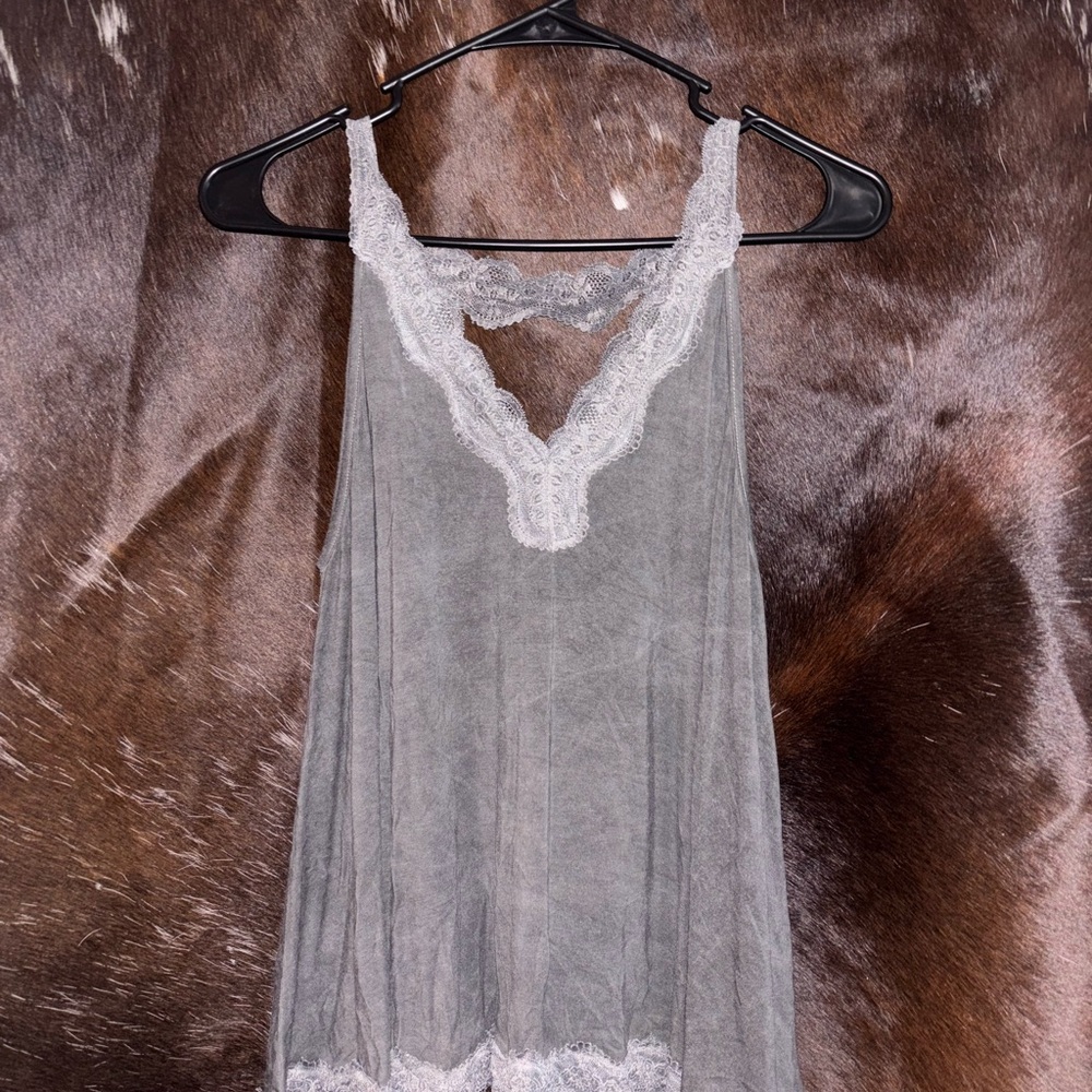 POL Gray Lace Trim Tank Top